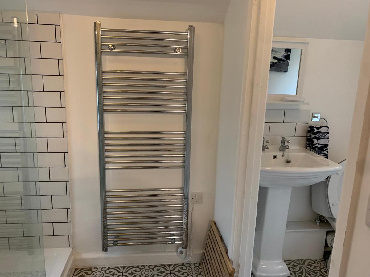 1 Bed-Pet Friendly-Parking-Patio-Close To Coasts North Hill Esterno foto